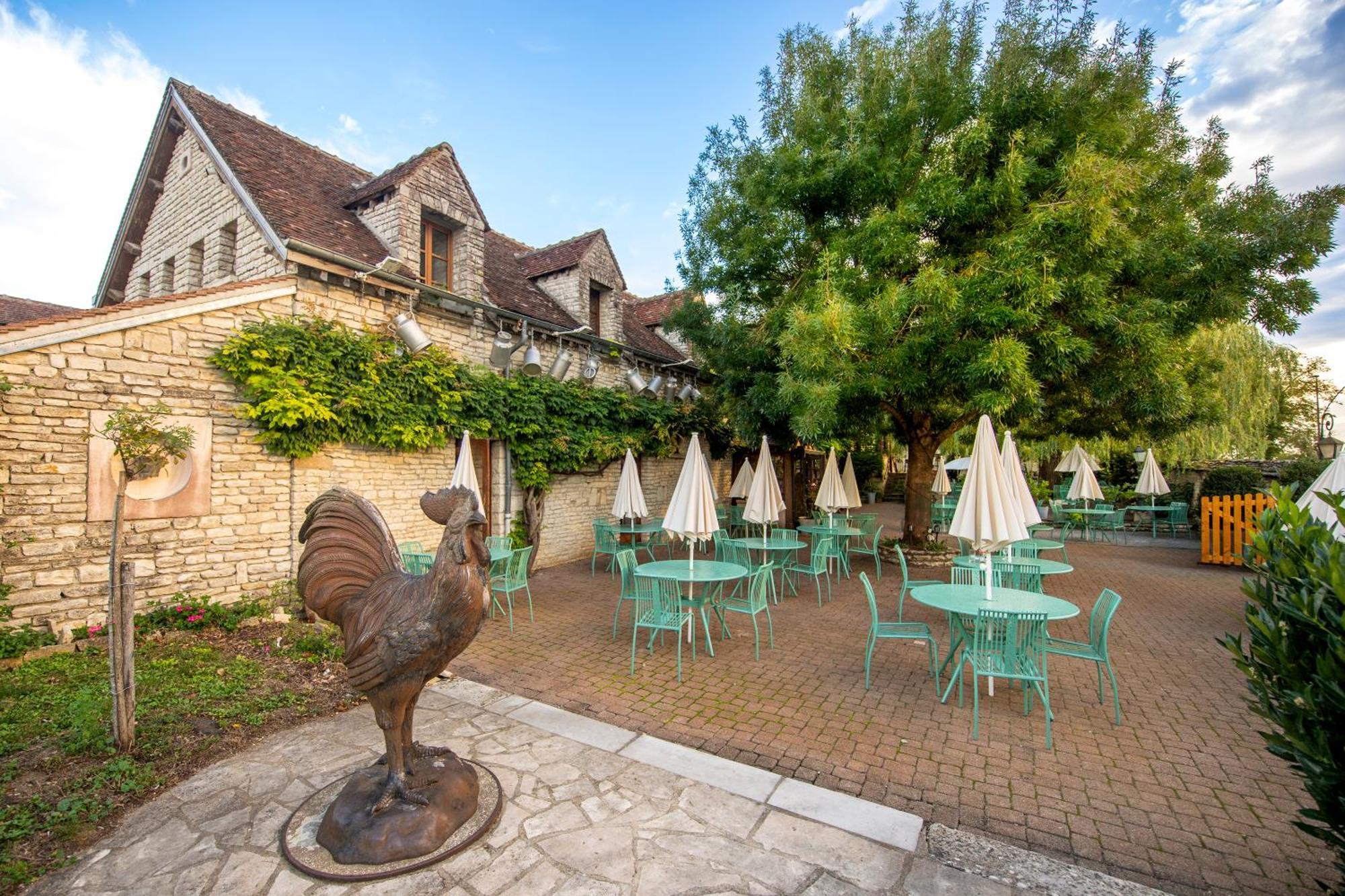 Hotel De La Beursaudiere Nitry エクステリア 写真