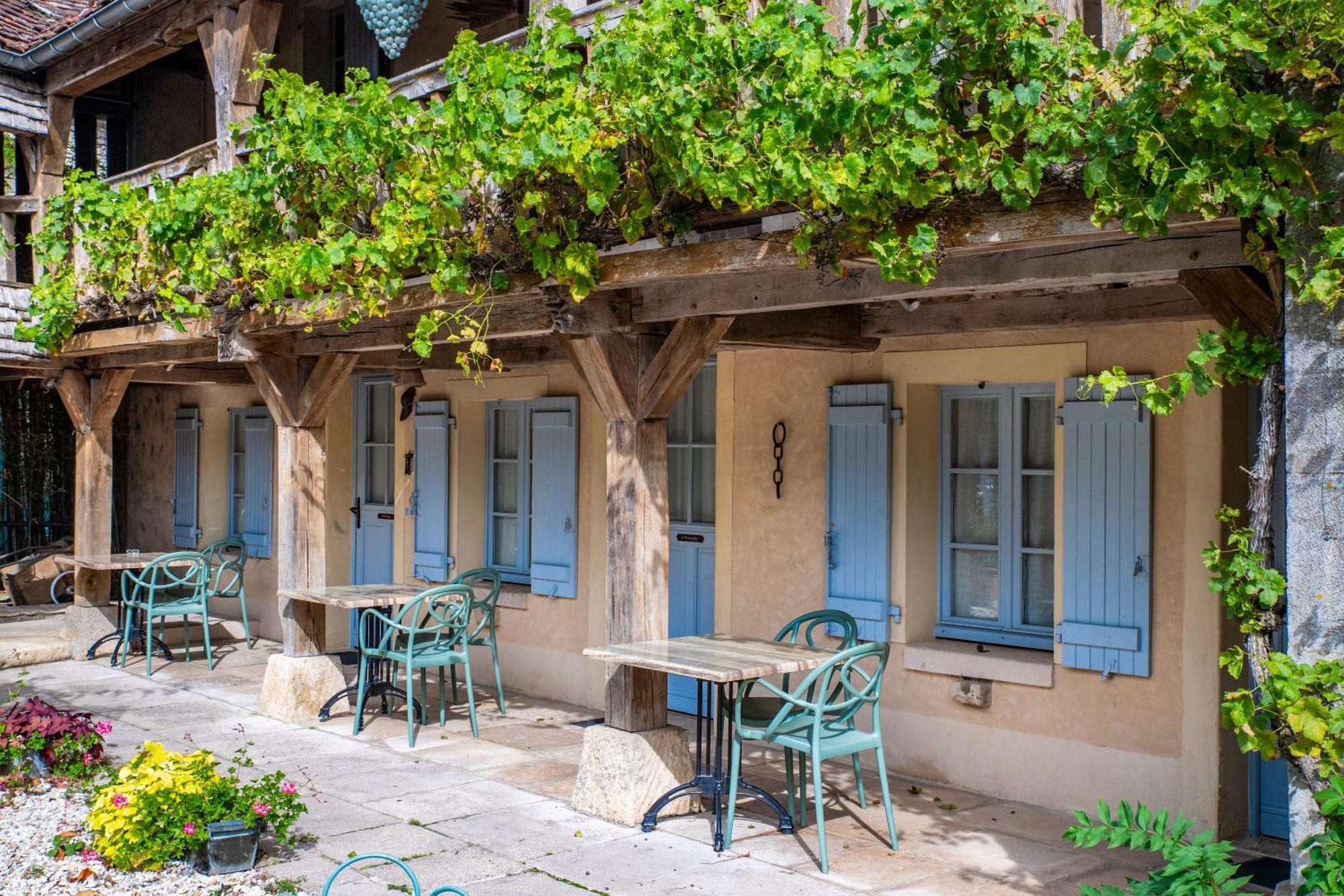 Hotel De La Beursaudiere Nitry エクステリア 写真